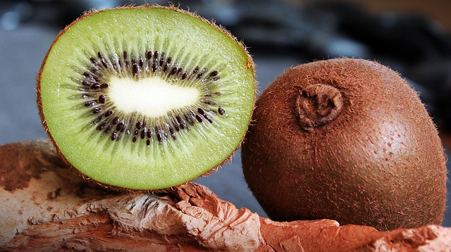 kiwi-tropical-fruit